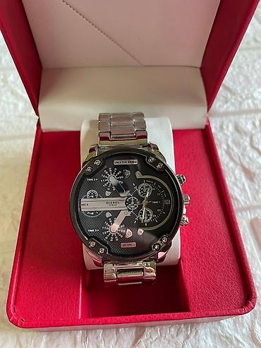 Ručni satovi: Satovi na akciji
2290 din 
mn — 1