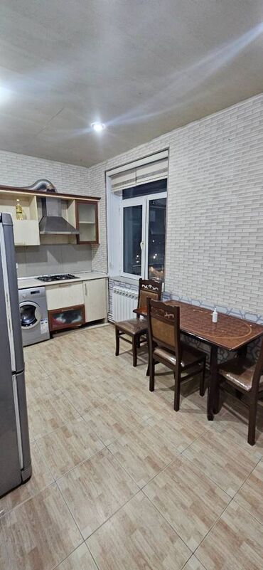 Uzunmüddətli kirayə mənzillər: Şəxsi evimdir ailə və tələbə xanımlara verilir. Vasitəçilər narahat -da lalafo.az — 3 Uzunmüddətli kirayə mənzillər: Şəxsi evimdir ailə və tələbə xanımlara verilir. Vasitəçilər narahat — 3