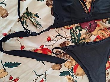 Swimwear: Calzedonia kupaći kostim S veličine + još tri crna gornja dela — 1
