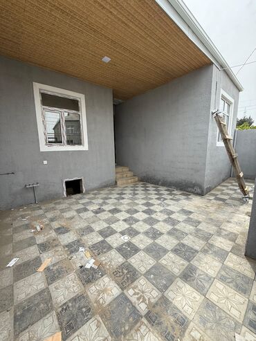 Həyət evləri və villaların satışı: 3 otaqlı, 70 kv. m, Yeni təmirli