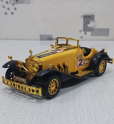 Avtomobil modelləri: Mercedes Formula-1 maşınlatı. Kolleksiya üçün retro model avtomobil – — 24