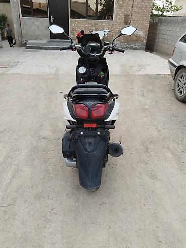 suzuki мото: Макси-скутер BWS, 150 куб. см, Бензин, Б/у — 1