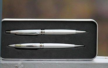 Ostali aksesoari: Mickey Mouse Disney olovke u metalnom boxu ORIGINAL. Extra rare — 3