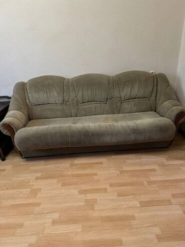 выкуп мебели: Продаю диван в хорошем состоянии. 
Самовывоз