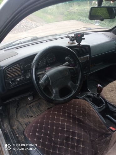 помпа хово 371: Volkswagen Passat Variant: 1994 г., 2 л, Механика, Бензин, Универсал