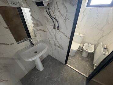 аренда помещения под цветочный магазин: Ижарага берем Офистик, 107 кв. м