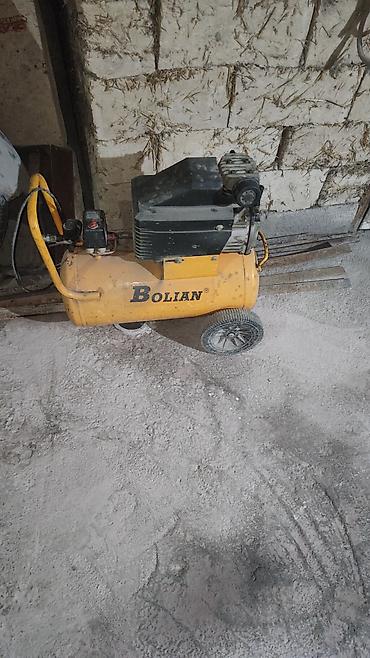 50: Компрессор воздушный BOLIAN - Мощность: 3.0 HP - Питание: 220 В AC — 1