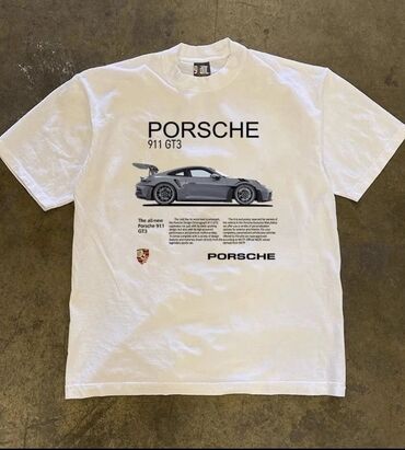 Футболки: Porshe
Обсолютно новый
Материал приятный
Принт хороший
Размер S