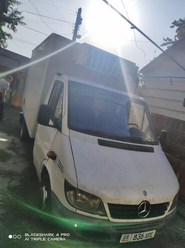 Mercedes-Benz: Mercedes-Benz Sprinter: 2005 г., 2.7 л, Механика, Дизель, Фургон