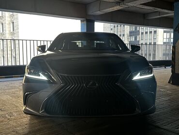 шумоизоляция потолка: Lexus ES: 2019 г., 2.5 л, Вариатор, Гибрид, Седан