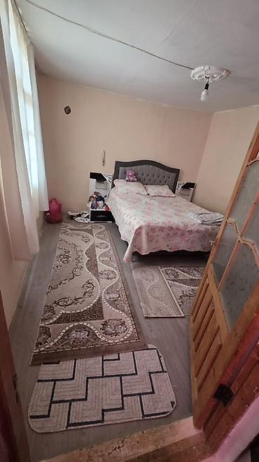 Həyət evi alıram: 103 kv. m, 2 otaqlı — 4