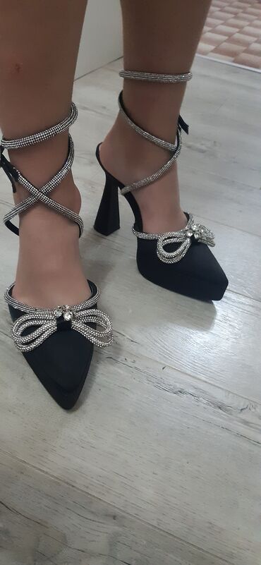 Sandale: Sandale, Bata, 37 na lalafo.rs — 9 Sandale: Sandale, Bata, 37 — 9