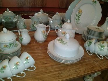 Digər dəstlər və servizlər: Çay və kofe serviz dəsti Satilir . GDR ( ГДР ) İstehsalı. Çaynıy — 5