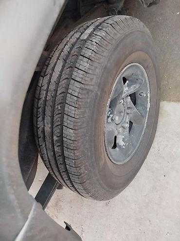 Digər avtomobillər: Off-road tipli 7 yerlik SUV - Kuzov: 5 qapılı, tavan relsləri və yan — 3