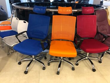 Ofis və oyun kresloları: Yeni, Təkərli, Qolları tənzimlənmir, Parça — 10