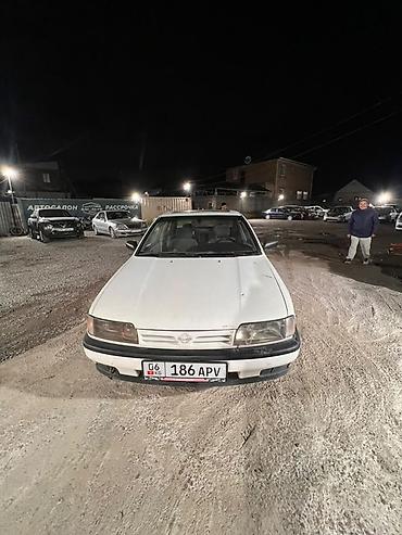 Nissan Primera: 1996 г., 2 л, Механика, Бензин, Седан
