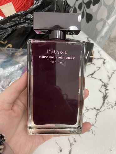 женский парфюм: Продаю запах Нарциссо Родригез. Новый. Очень богатый аромат прошу 7000