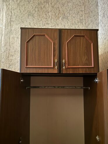 Dolablar: İşlənmiş, 4 qapılı Düz dolab, Qarderob, paltar dolabı — 4