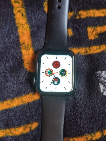 монитор авто: Смарт-часы в стиле прямоугольного корпуса с сенсорным цветным дисплеем