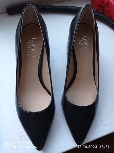 обувь лининг: Туфли 37.5, цвет - Черный