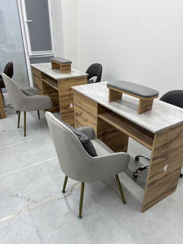 Другое оборудование для салонов красоты: Маникюрный стол Полки под лаки Лабораторный шкаф Шкаф под сухожар — 37