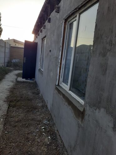 сдаю дом времянка: Времянка, 42 кв. м, 4 бөлмө, Менчик ээси, Косметикалык оңдоо