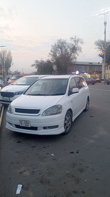 срочно продаю нужны деньги: Toyota Ipsum: 2003 г., 2.4 л, Автомат, Бензин, Минивэн