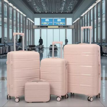 Чемоданы: Набор чемоданов на колесах + дорожная косметичка - Форматы: 4 — 1