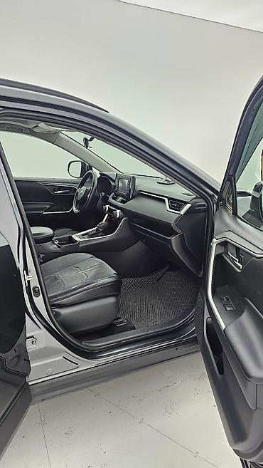 Toyota: Toyota RAV4: 2019 г., 2.5 л, Автомат, Бензин, Кроссовер — 9