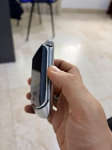 bloody v8: Motorola Razr2 V8, 256 GB, rəng - Gümüşü, Barmaq izi — 2