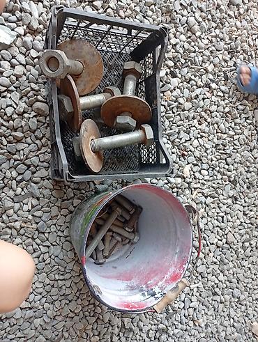 teker balans: Məhsul: Avtomobil daşımaq üçün metal Stapel satılır qalin dəmirdən — 3