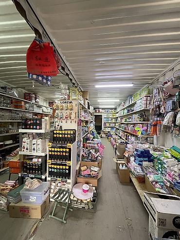 Торговля: Продается контейнер в Бишкеке с товаром 90кв метров, рынок Азиз — 1
