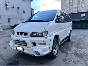 купить делика в бишкеке: Mitsubishi Delica: 2001 г., 3 л, Автомат, Бензин