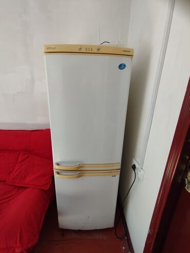 Техника и электроника: Двухкамерный холодильник Samsung, цвет - Белый, Б/у