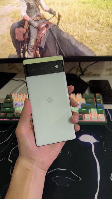 Google: Google Pixel 6, Б/у, 128 ГБ, цвет - Белый, 1 SIM, eSIM