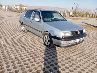 волксваген жетта: Volkswagen Vento: 1992 г., 1.8 л, Механика, Газ, Купе