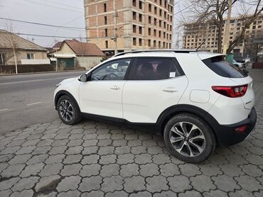 Kia: Kia Stonic: 2018 г., 1.6 л, Робот, Дизель, Хэтчбэк — 3