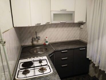 Köhnə tikili: Yasamal rayonu Zahid Xəlilov küçəsində 5/4 mərtəbəsində qanuni 2 otaq -da lalafo.az — 4 Köhnə tikili: Yasamal rayonu Zahid Xəlilov küçəsində 5/4 mərtəbəsində qanuni 2 otaq — 4