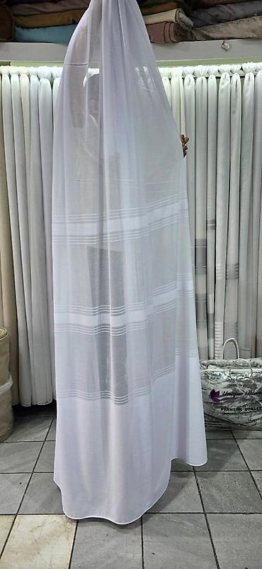 Zavese i draperije: Poluprozirne zavese – bela i krem varijanta, sa tkanoj prugom/dekorom — 65