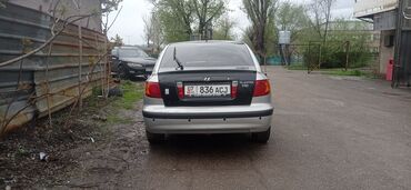 Hyundai Elantra: 2002 г., 1.6 л, Автомат, Бензин, Хэтчбэк