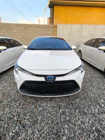 купить машину хендай солярис: Toyota : 2021 г., 1.8 л, Автомат, Гибрид, Седан