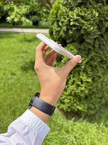 samsung galaxy s10e: IPhone 17 Pro, Новый, 256 ГБ, Серебристый, Зарядное устройство, Защитное стекло, Чехол, В рассрочку, 95 % — 5