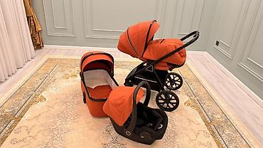 Коляска фирмы Kidilo Состояние хорошое Использовался 2 месяца В