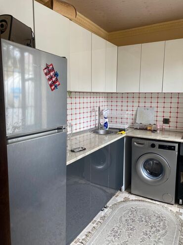 Həyət evləri və villaların satışı: 5 otaqlı, 200 kv. m, Orta təmir — 11