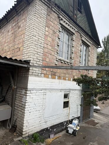 дом в красной речка: 200 кв. м, 5 бөлмө, Забор, тосулган, Жылытылган