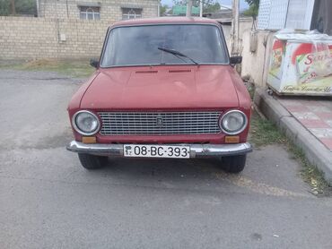 ford 5 1: VAZ (LADA) 2101: 1.6 l | 1974 il Sedan