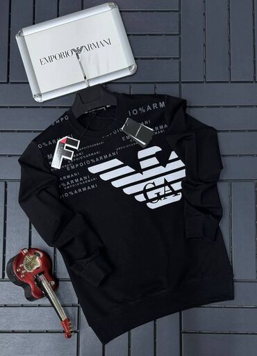 Duksevi: Muški duksevi – Moncler i Tommy Hilfiger - Modeli: klasični kružni — 11