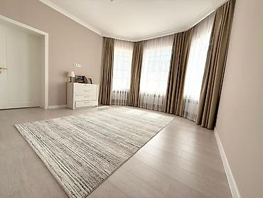 Продажа коттеджей и домов: Срочно! Продаётся просторный двухэтажный дом в Ак Орго с современным — 10