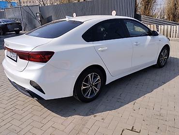 Kia: Kia Ceed: 2021 г., 1.6 л, Вариатор, Бензин, Седан — 6