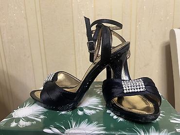 eqa shoes instagram: Qadın yüksək dabanlı ayaqqabı - Rəng: qara - Model: açıq burunlu, ön — 2